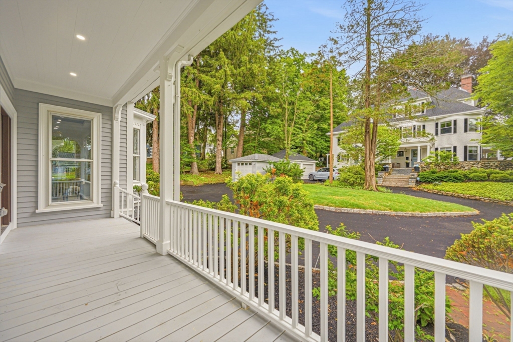 14 Hillside Ave