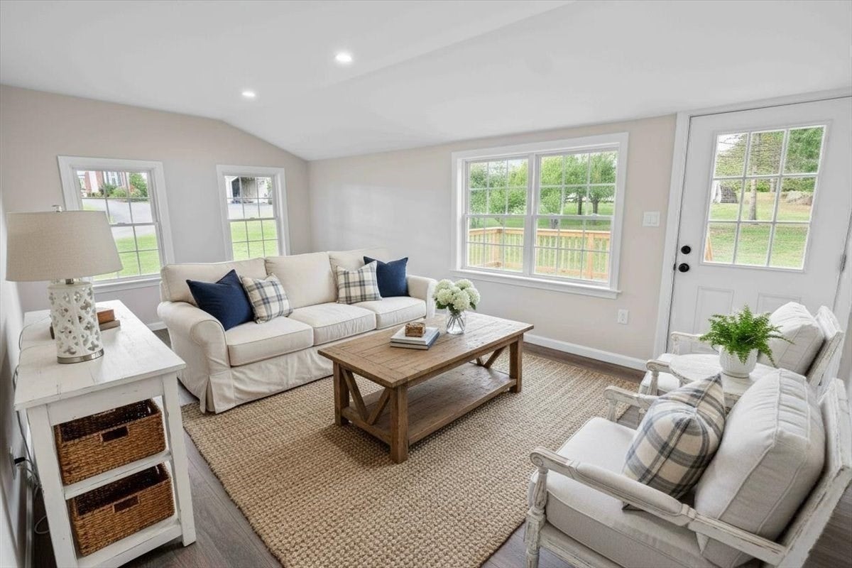 118 Old Groveland Rd, Haverhill, MA, 118 Old Groveland Rd, Haverhill, MA Photo #18