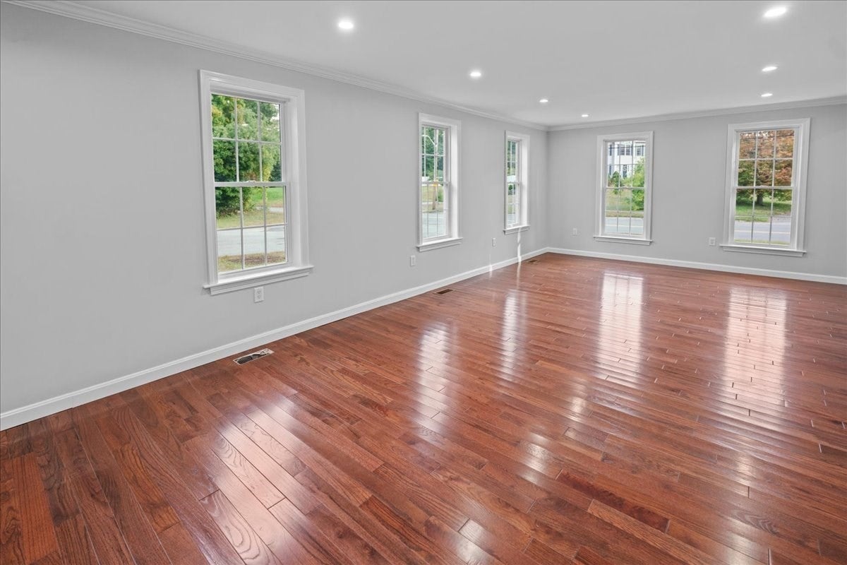 118 Old Groveland Rd, Haverhill, MA, 118 Old Groveland Rd, Haverhill, MA Photo #7