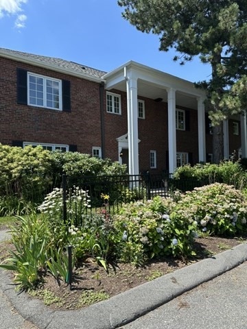 12 Still St #15, Brookline, MA Photo #2