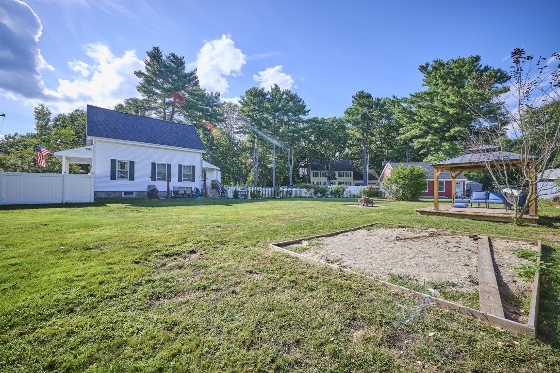 62 Chestnut St, Foxboro, MA Photo #18