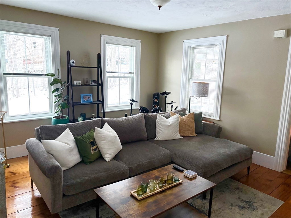 872 Main St #1, Reading, MA Photo #8