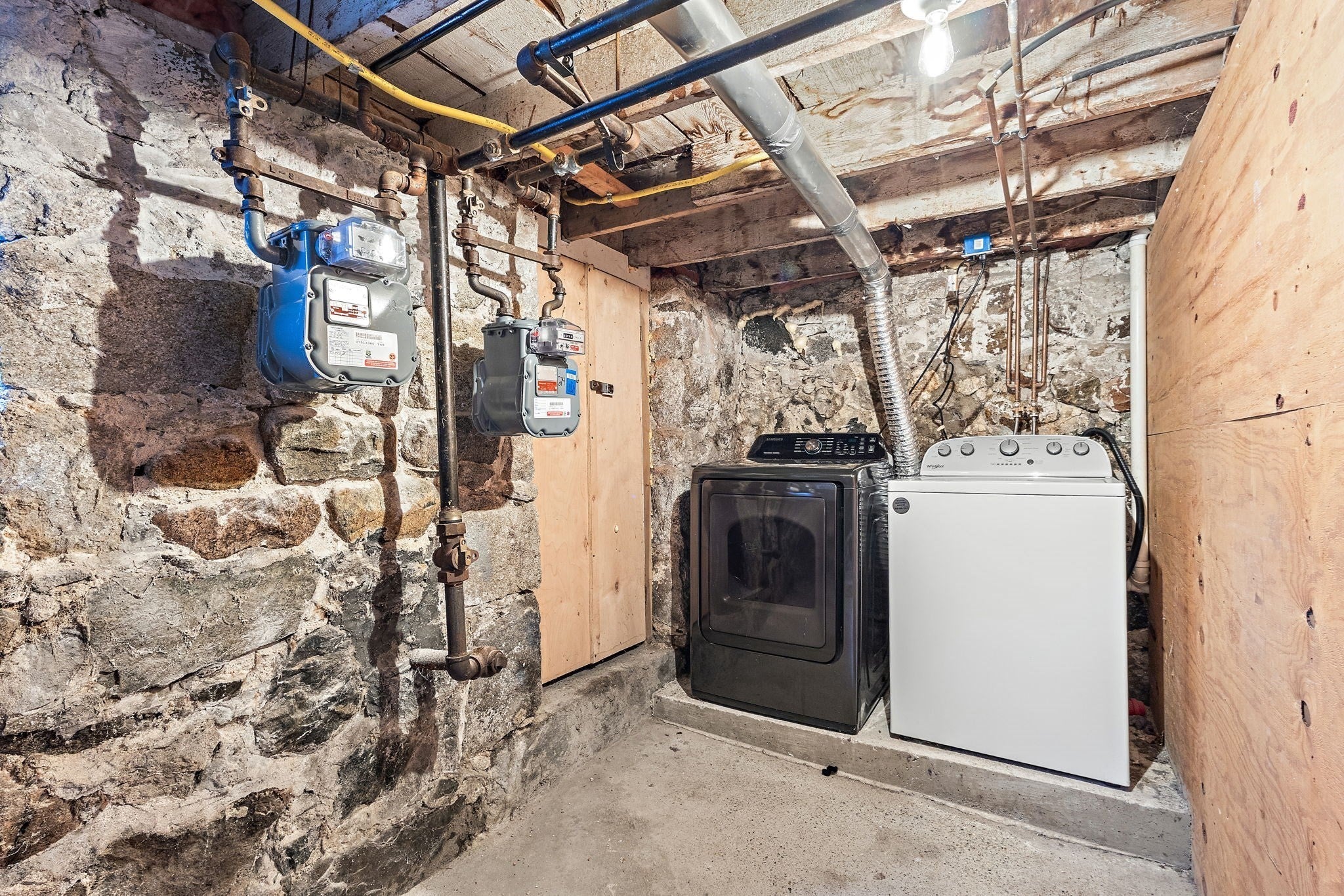 22 Salem St #1, Winchester, MA, 22 Salem St #1, Winchester, MA Photo #21