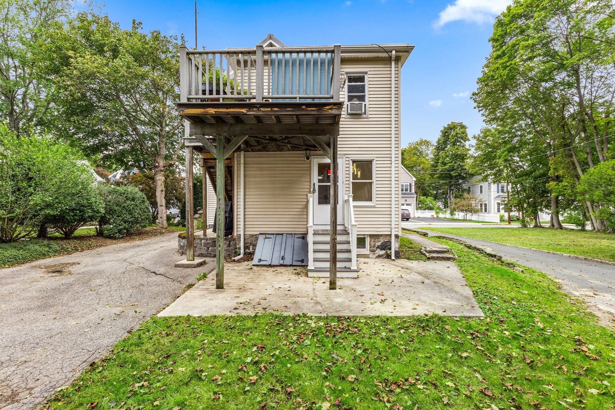 22 Salem St #1, Winchester, MA, 22 Salem St #1, Winchester, MA Photo #23