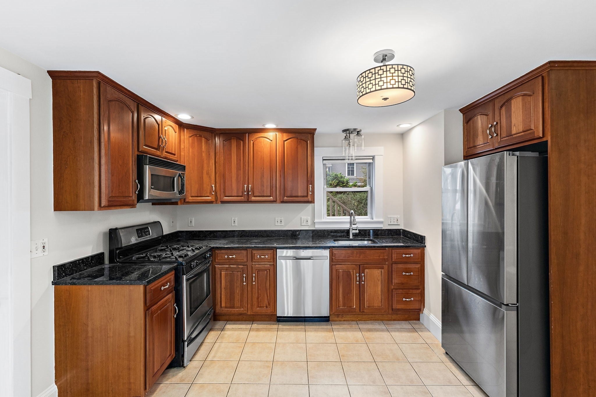 22 Salem St #1, Winchester, MA, 22 Salem St #1, Winchester, MA Photo #2