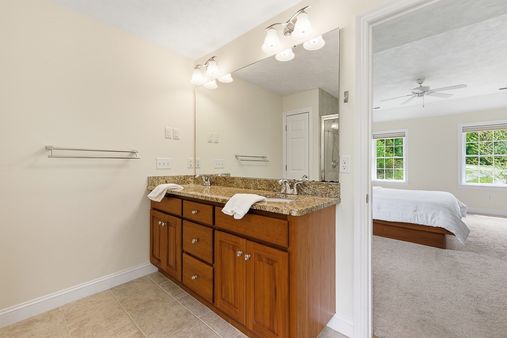 8 Victoria Circle, Shrewsbury, MA Photo #28