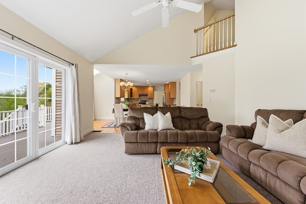 8 Victoria Circle, Shrewsbury, MA Photo #21