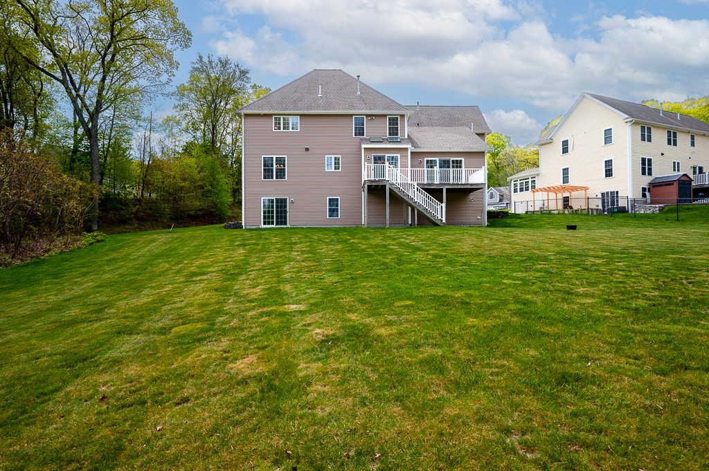 8 Victoria Circle, Shrewsbury, MA Photo #38