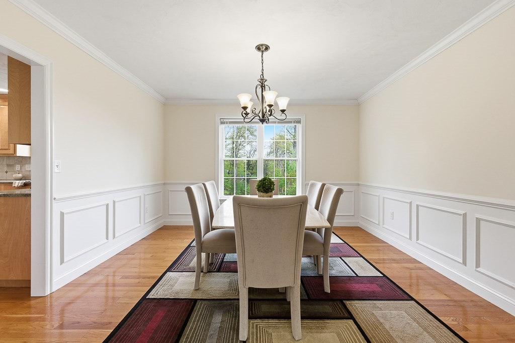 8 Victoria Circle, Shrewsbury, MA Photo #11