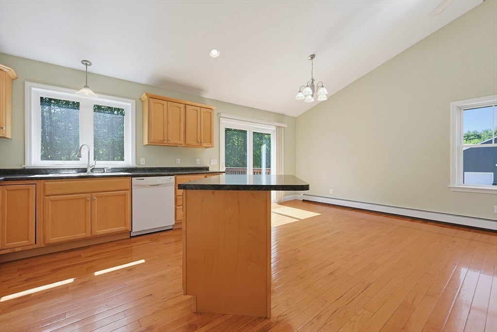 453 Howe Street, East Brookfield, MA, 453 Howe Street, East Brookfield, MA Photo #17