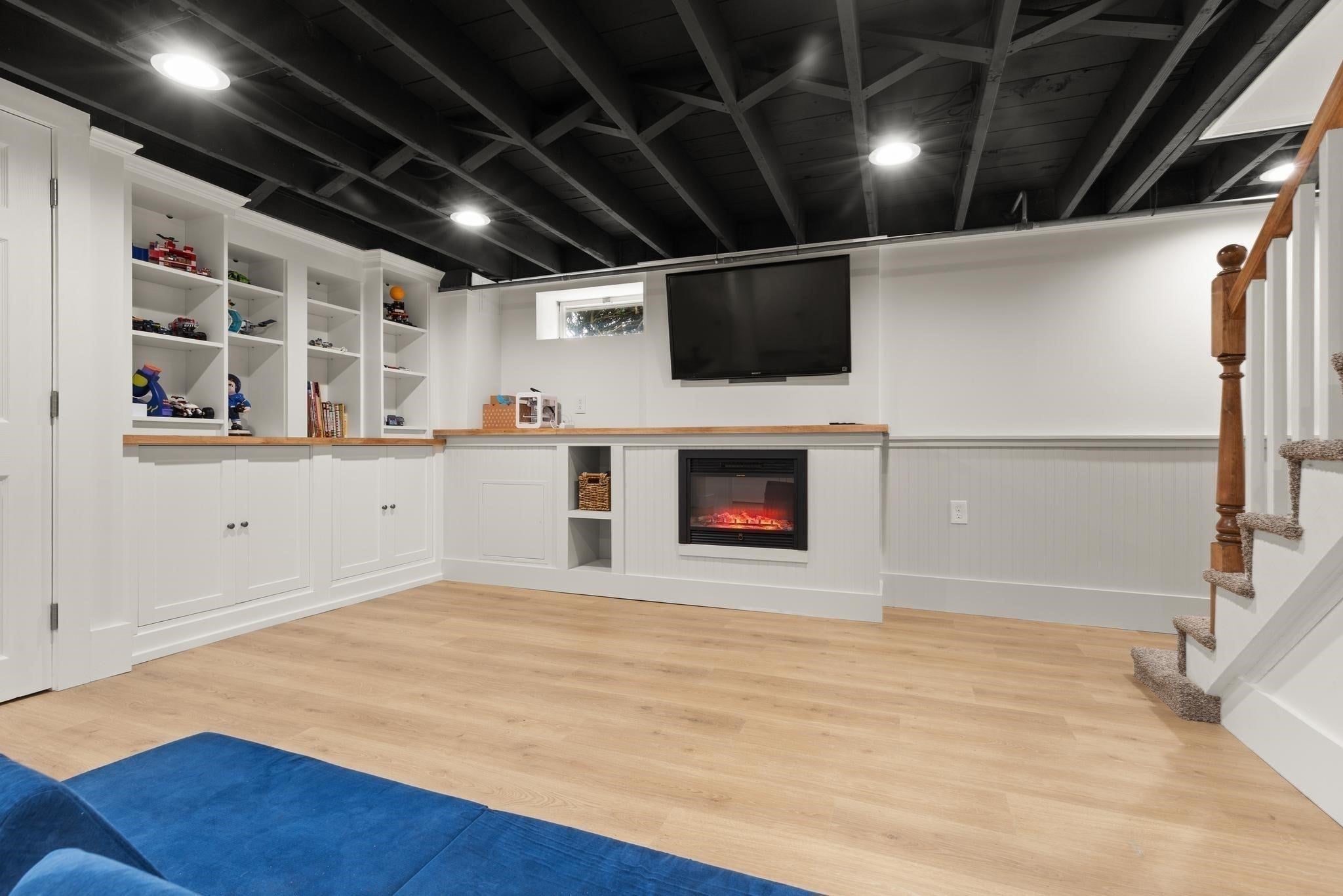 30 Eastman Ave, Foxboro, MA Photo #32