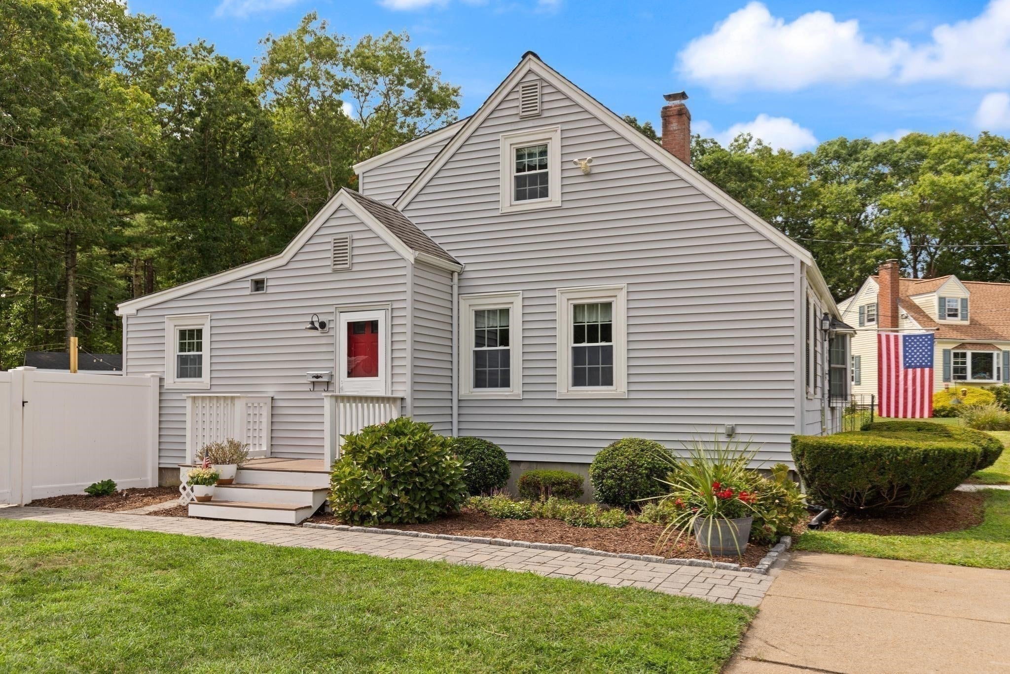 30 Eastman Ave