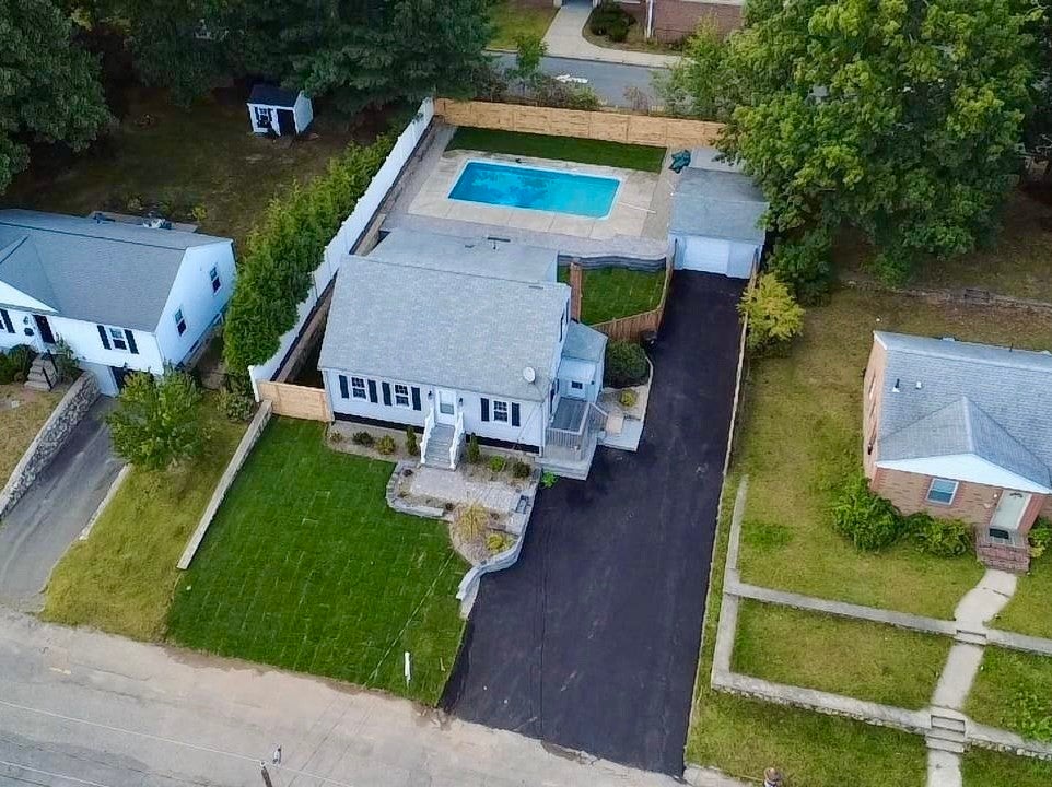66 Belmont St, Whitman, MA, 66 Belmont St, Whitman, MA Photo #3