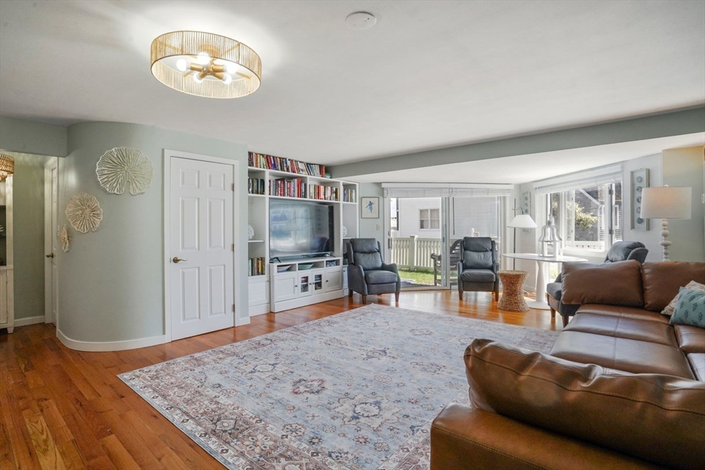 1 Commodore Court #104, Hull, MA Photo #7