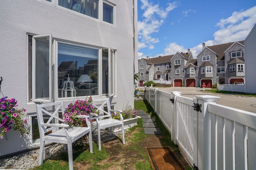 1 Commodore Court #104, Hull, MA Photo #22