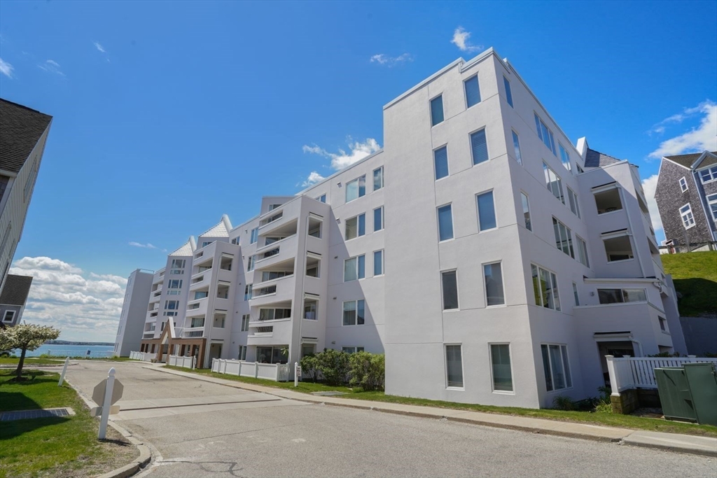 1 Commodore Court #104, Hull, MA Photo #2