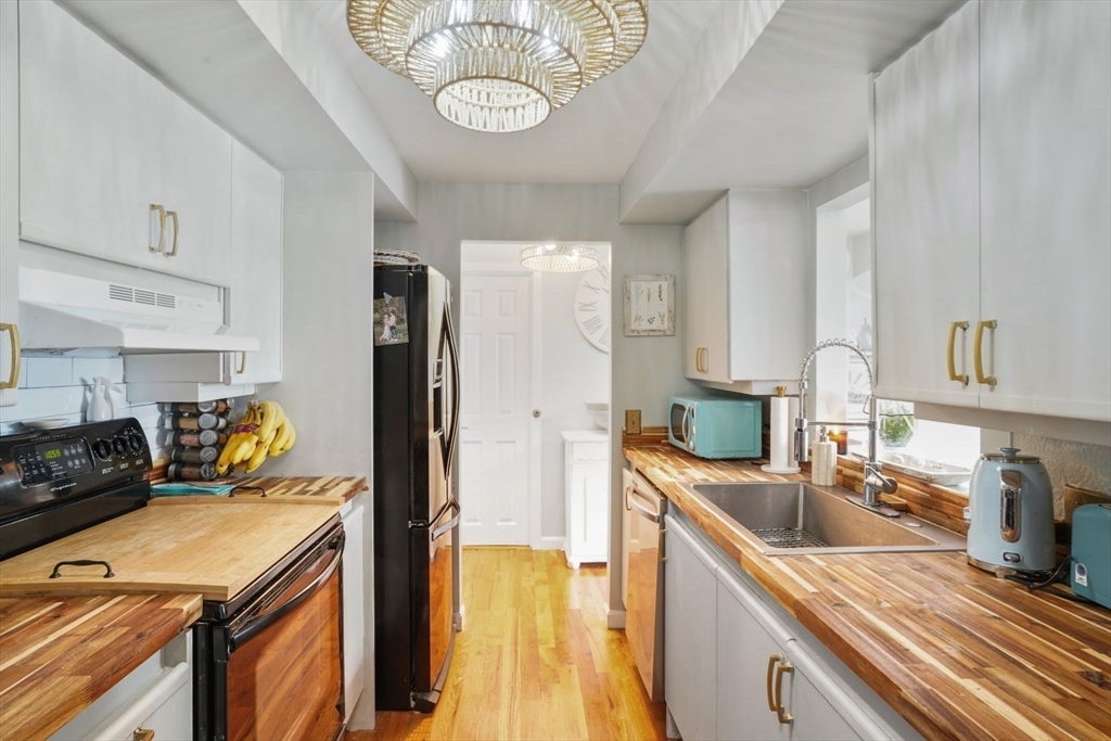 1 Commodore Court #104, Hull, MA Photo #8