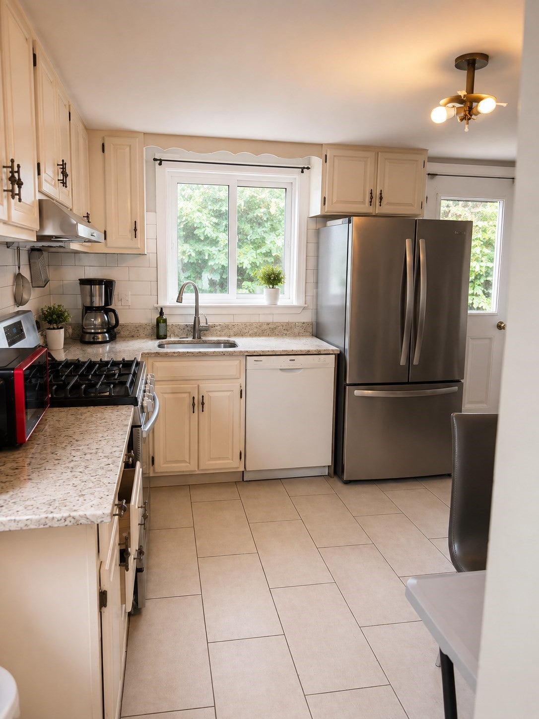 12 Appleton St 2