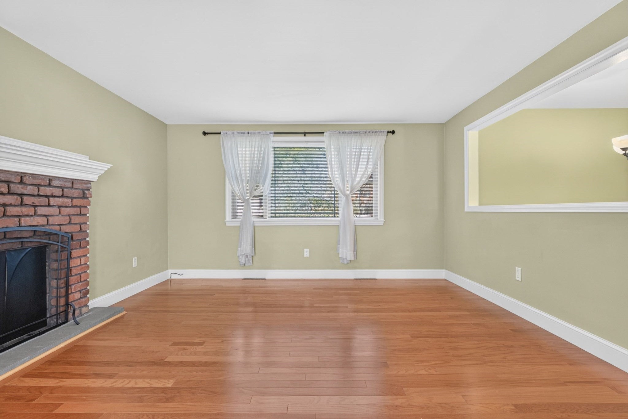 18 Jo Paul Dr, Attleboro, MA Photo #7