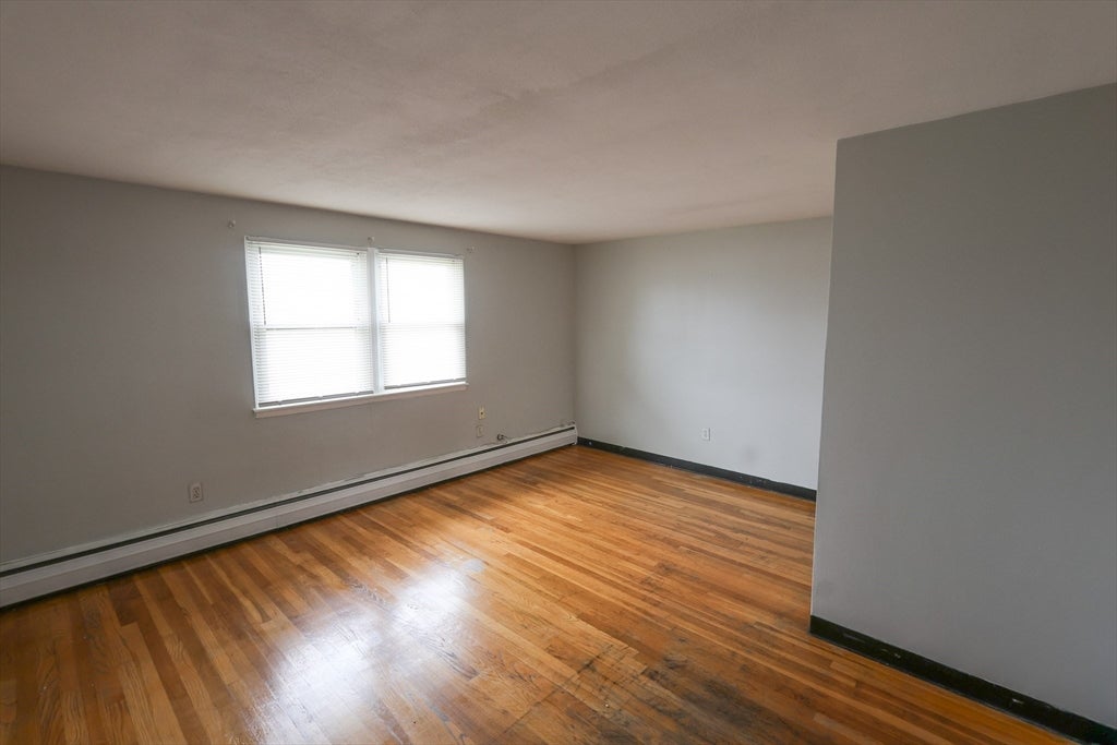 12 Essex Street #6, Quincy, MA Photo #4