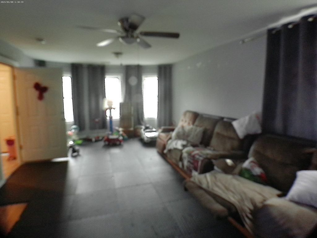 Worcester, Massachusetts 01604, United States, 9 Bedrooms Bedrooms, ,6 BathroomsBathrooms,Residential,Active,113854