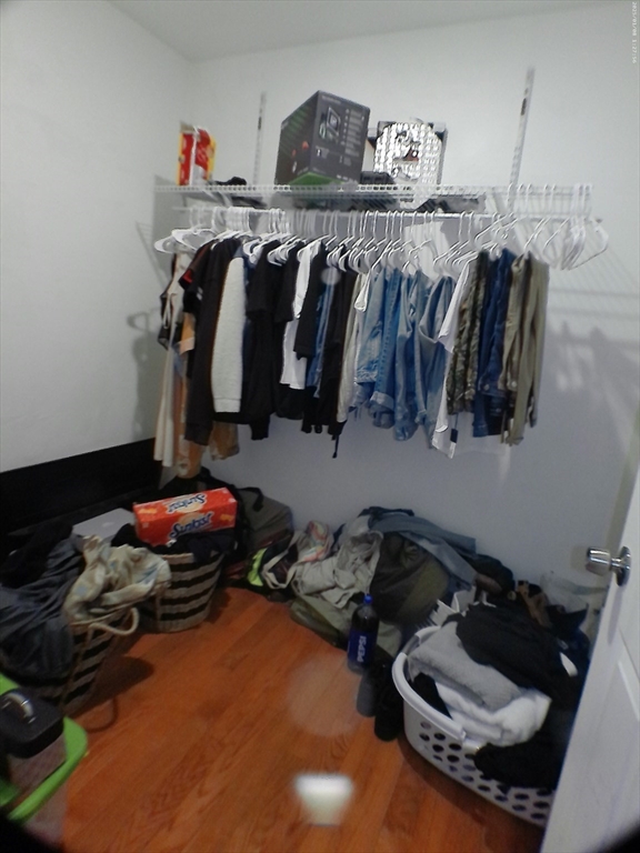 Worcester, Massachusetts 01604, United States, 9 Bedrooms Bedrooms, ,6 BathroomsBathrooms,Residential,Active,113854