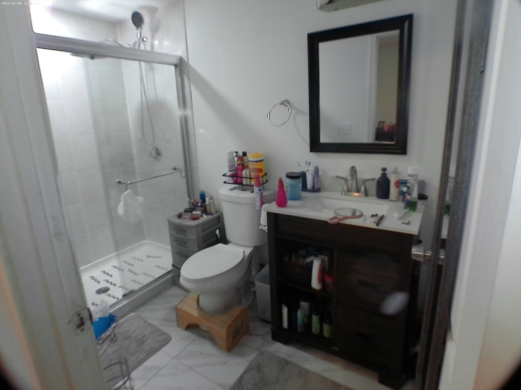 Worcester, Massachusetts 01604, United States, 9 Bedrooms Bedrooms, ,6 BathroomsBathrooms,Residential,Active,113854