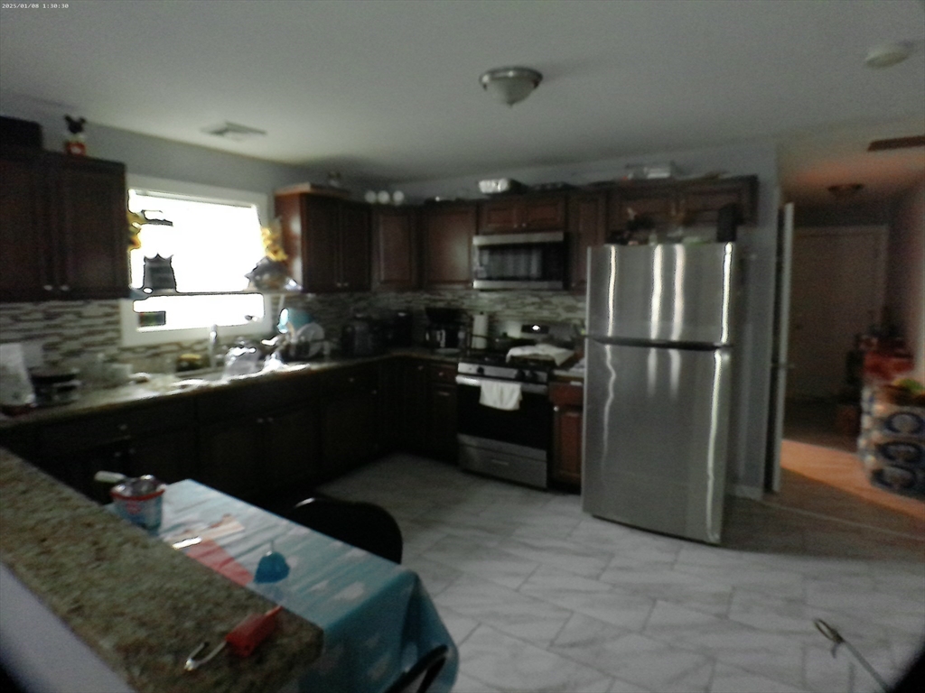 Worcester, Massachusetts 01604, United States, 9 Bedrooms Bedrooms, ,6 BathroomsBathrooms,Residential,Active,113854