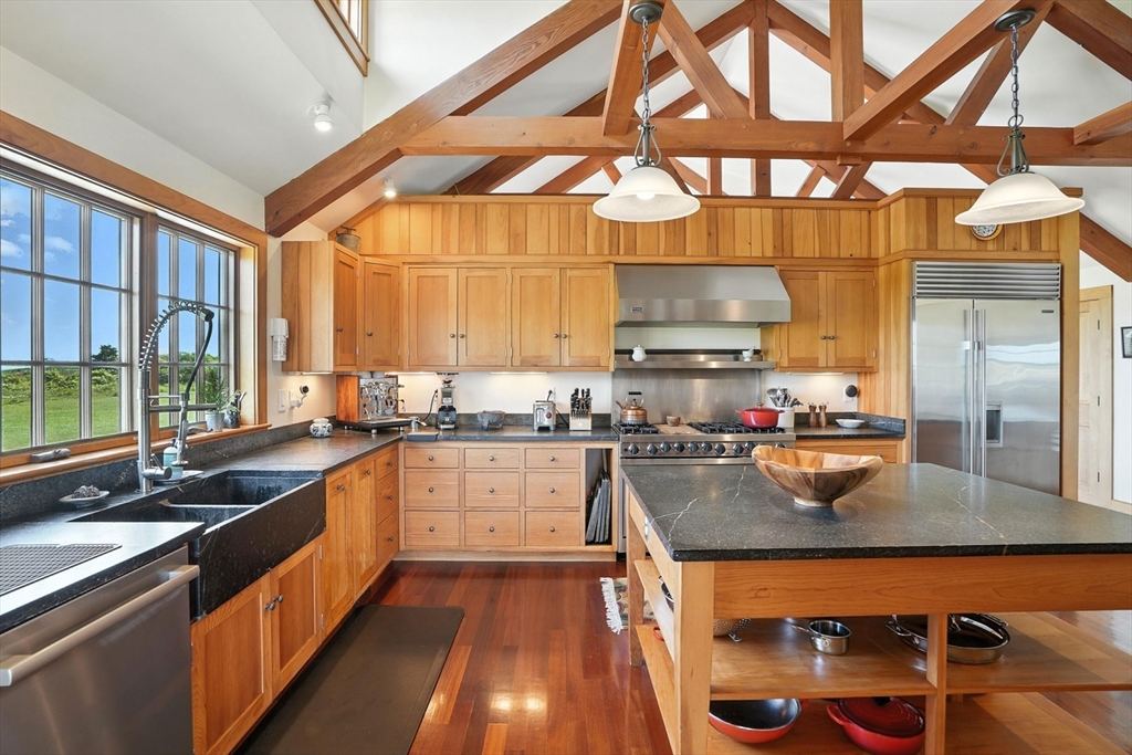 18 Spruce Gate Road, Chilmark, MA Photo #14