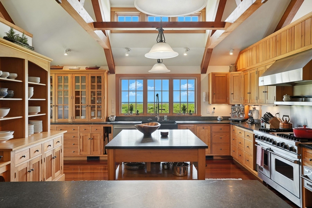 18 Spruce Gate Road, Chilmark, MA Photo #13