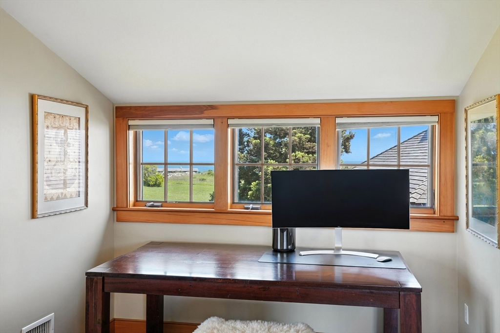 18 Spruce Gate Road, Chilmark, MA Photo #30