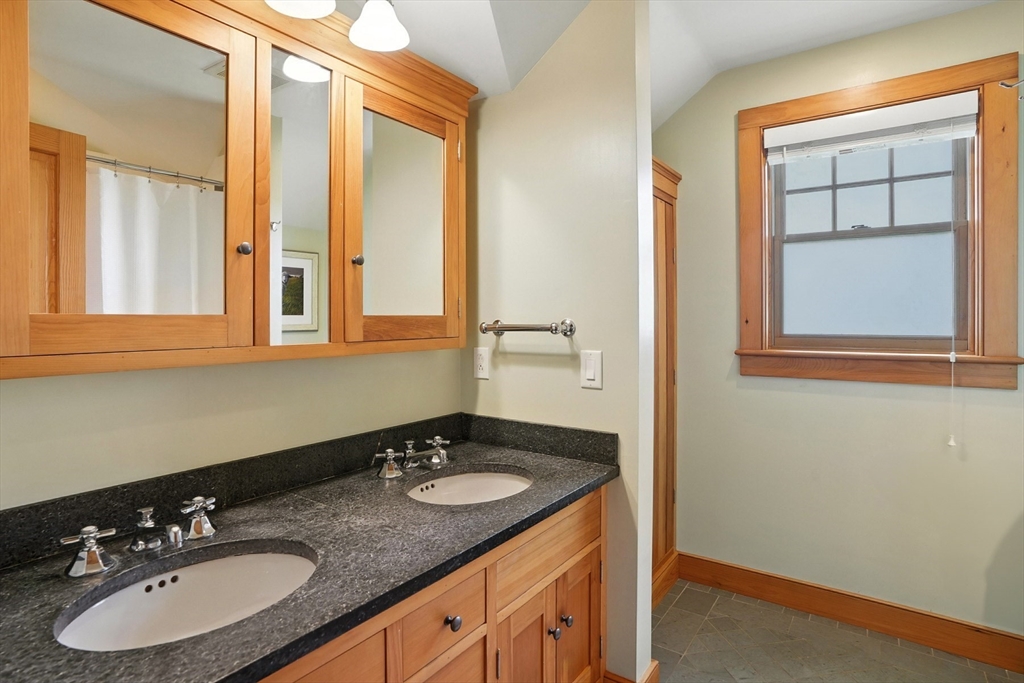 18 Spruce Gate Road, Chilmark, MA Photo #35