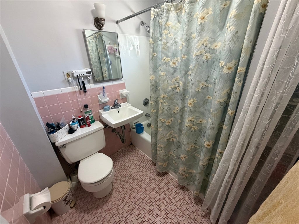 12 Rockwell Ter #2, Malden, MA, 12 Rockwell Ter #2, Malden, MA Photo #5
