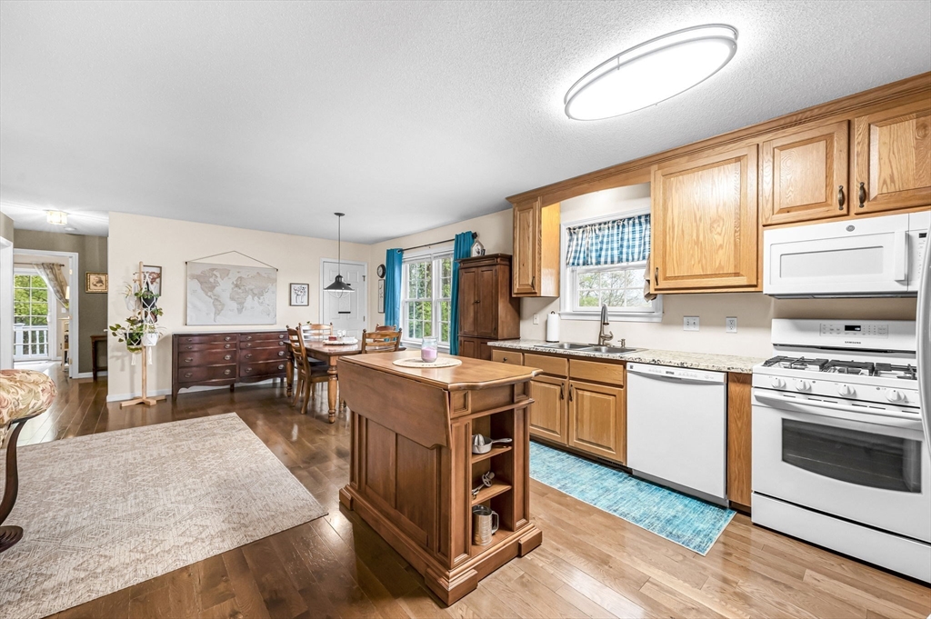 92 Furnace Ave #9, Stafford, CT Photo #11