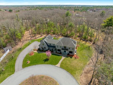 9 Coach Rd Plainville MA 02762