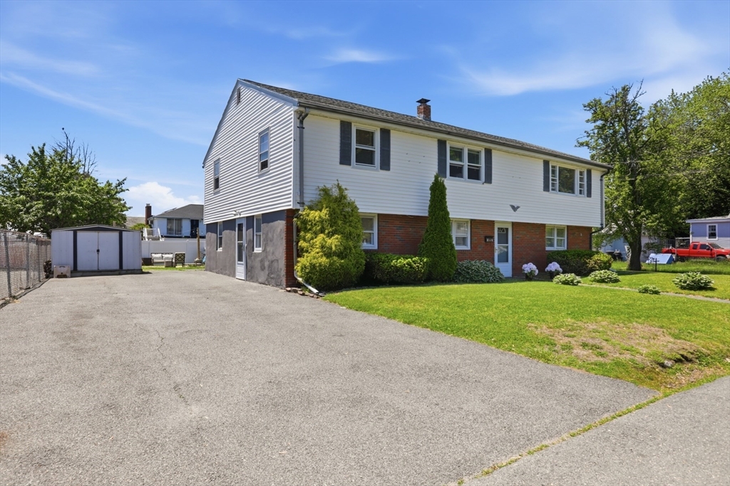 53 Gates Rd