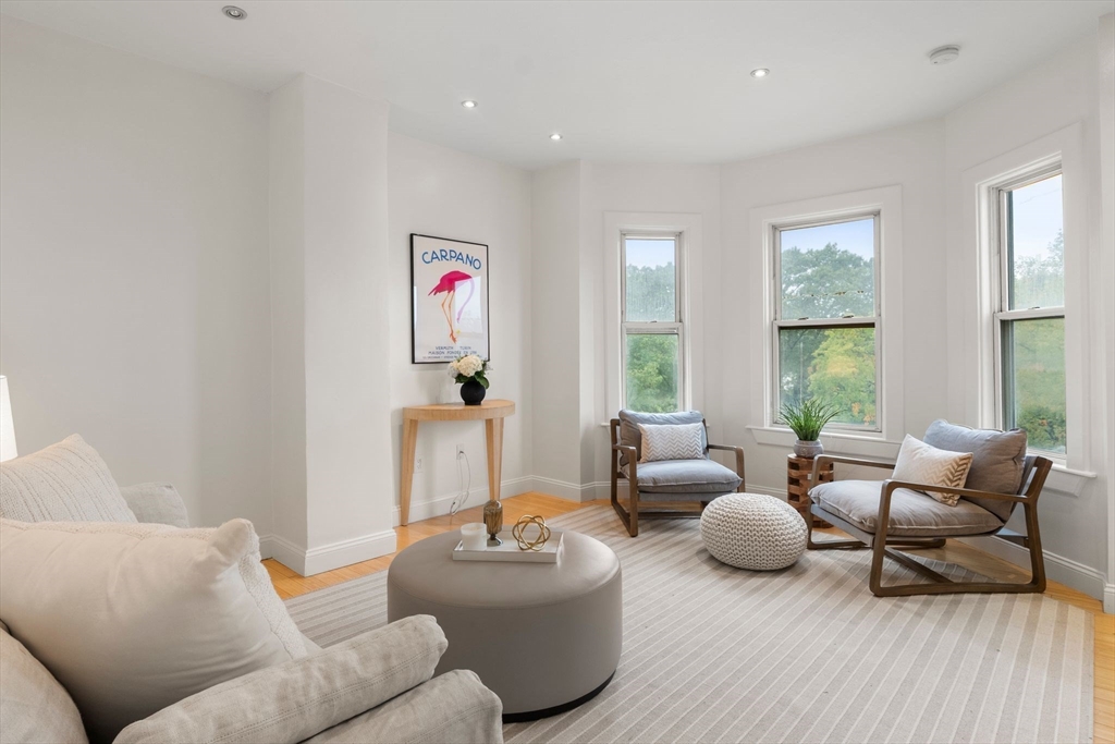178 Hyde Park Ave 3