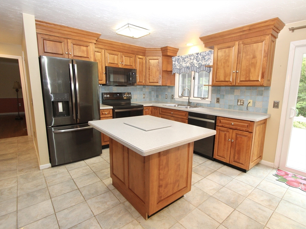 14 Oak Cir