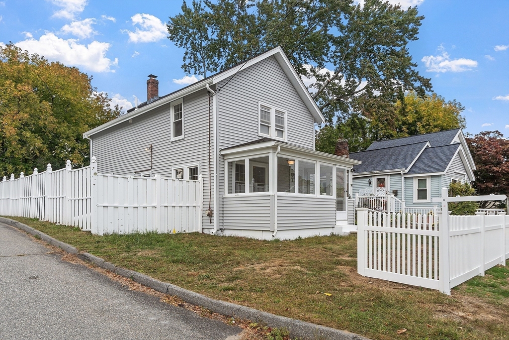 98 Seminole Ave