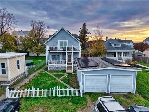 Photo of 355 Peckham St, Fall River, MA