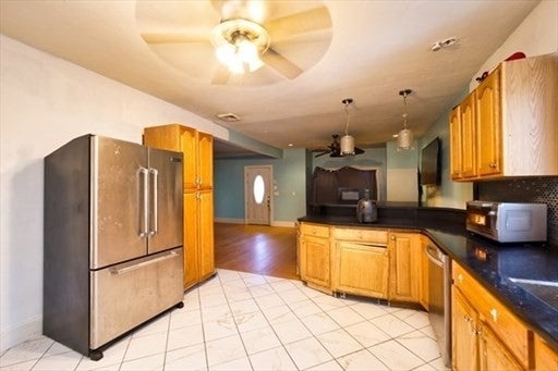 355 Peckham St, Fall River, MA, 355 Peckham St, Fall River, MA Photo #5