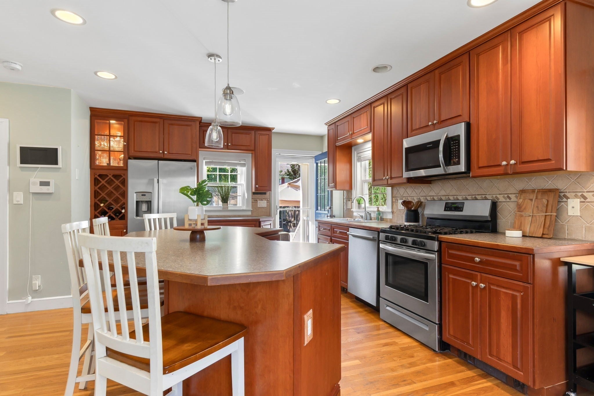 15 Maple Valley Rd, Lynn, MA, 15 Maple Valley Rd, Lynn, MA Photo #11