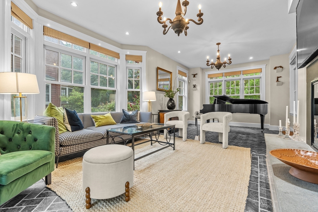 31 Parley Ave