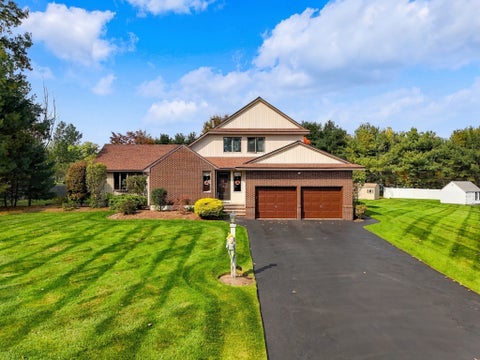 Photo of 19 Bennett Circle, Billerica, MA 01821 (MLS # 73596312)