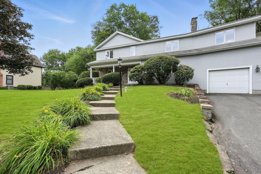 93 Jonquil Ln