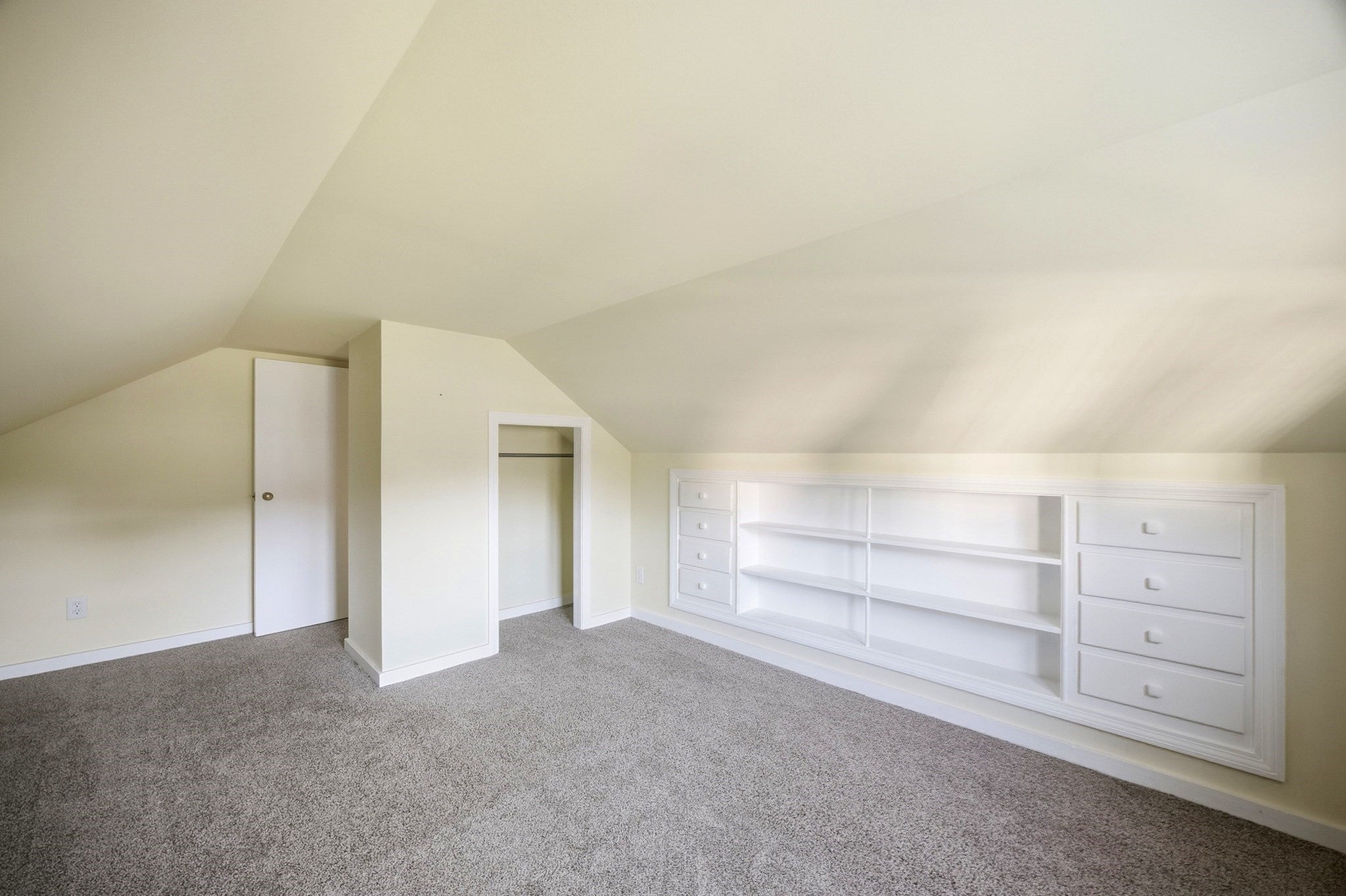 114 Quaboag St, Warren, MA, 114 Quaboag St, Warren, MA Photo #23