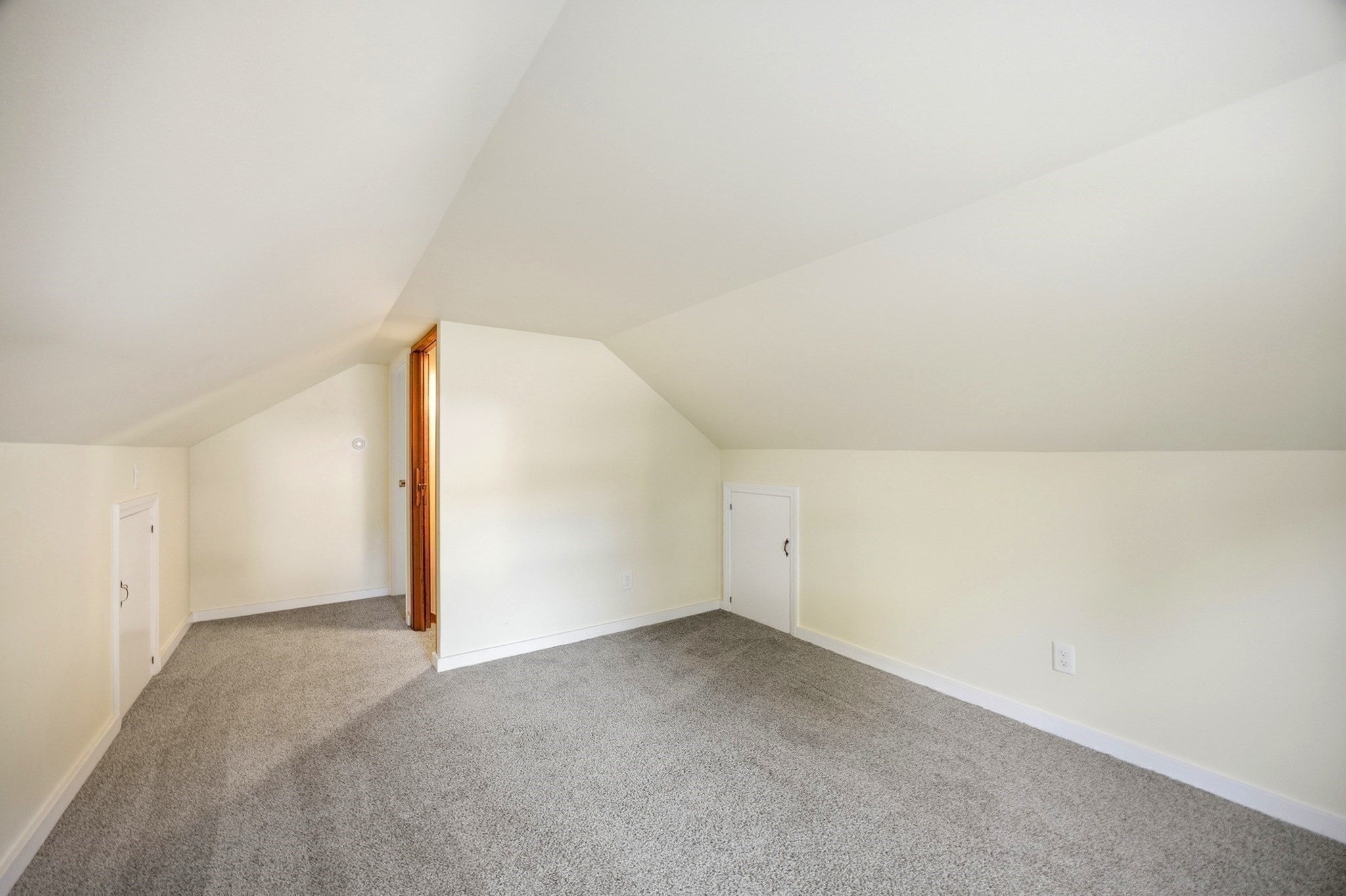 114 Quaboag St, Warren, MA, 114 Quaboag St, Warren, MA Photo #25