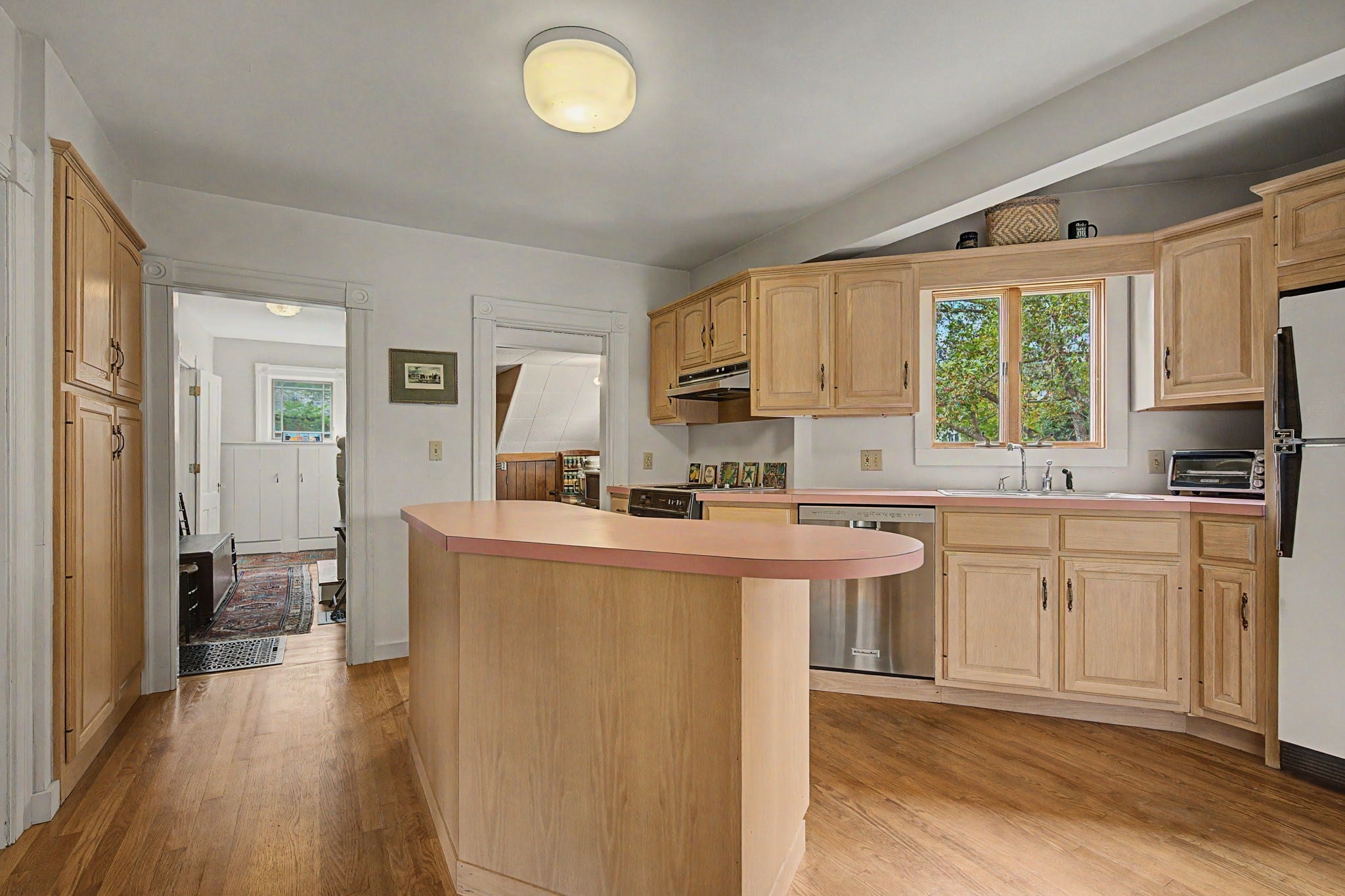 13 East St, Southampton, MA, 13 East St, Southampton, MA Photo #11