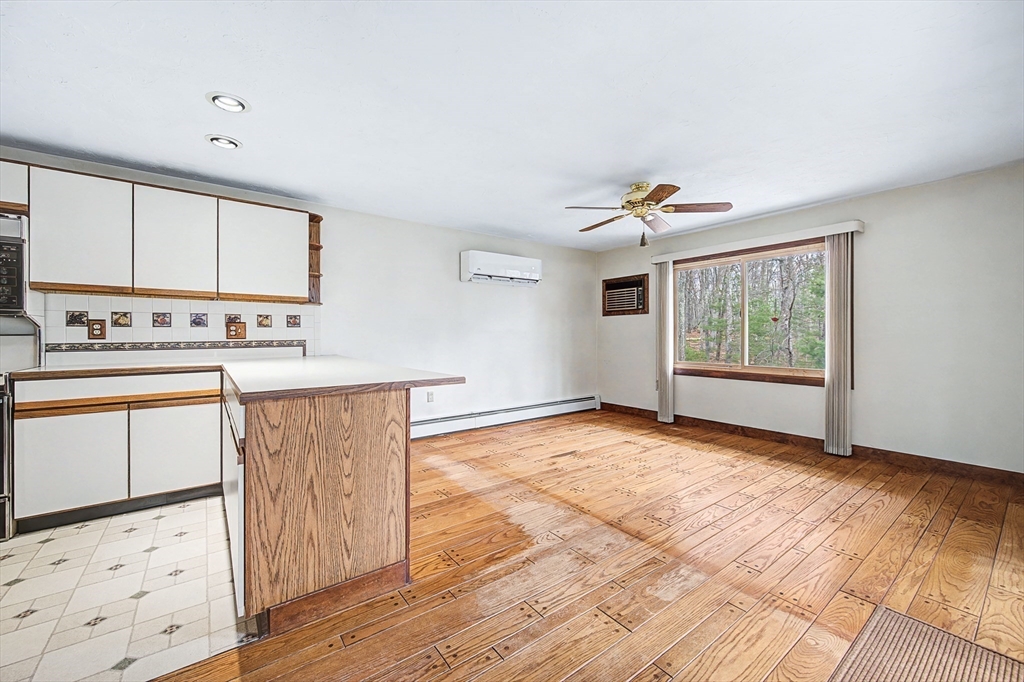 215 North St, Upton, MA, 215 North St, Upton, MA Photo #9