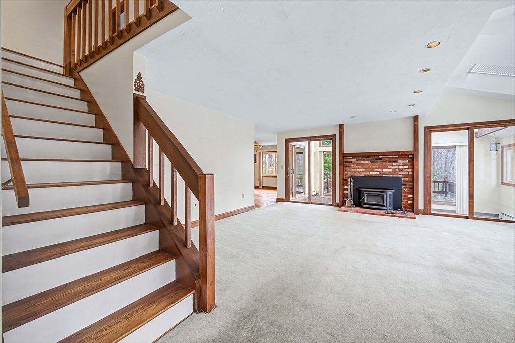 215 North St, Upton, MA, 215 North St, Upton, MA Photo #15